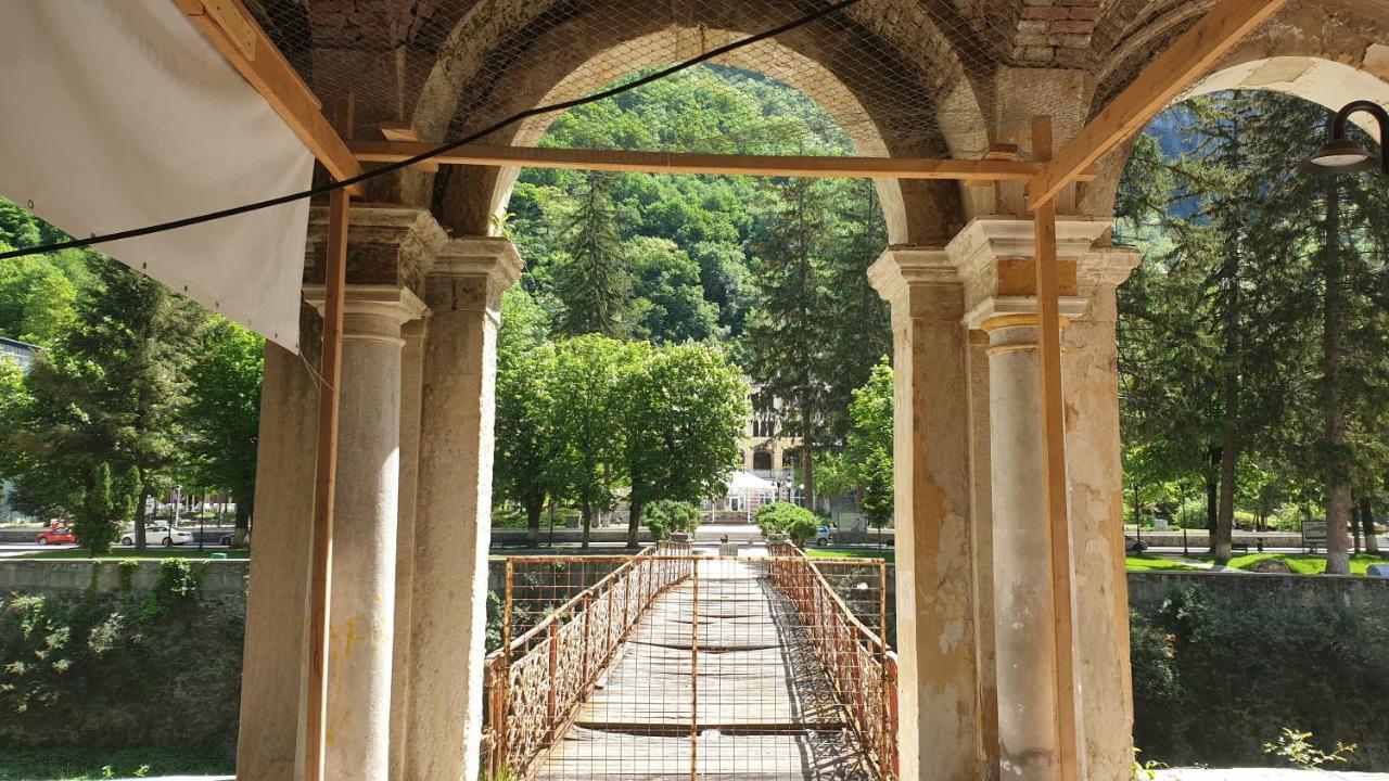 Casa Arion Lägenhet Băile Herculane Exteriör bild