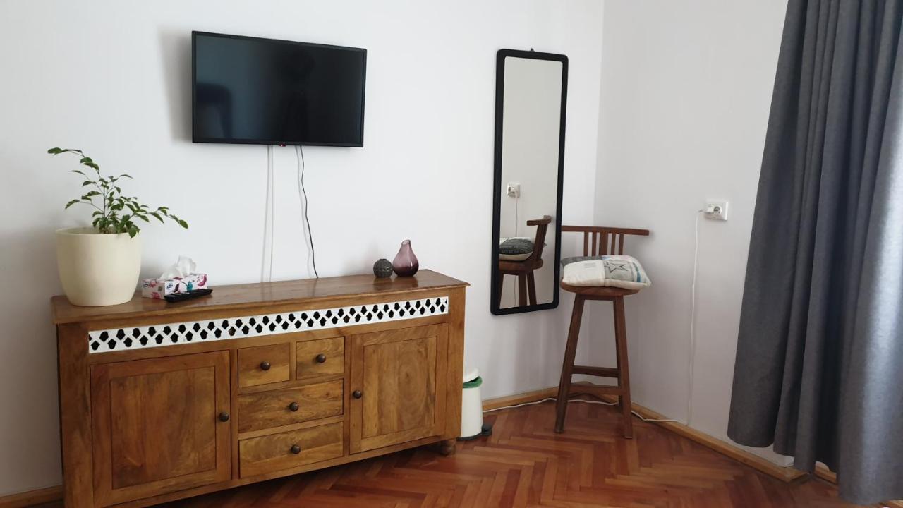 Casa Arion Lägenhet Băile Herculane Exteriör bild